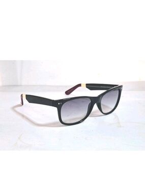 TOMS Classic 101 S001-002-02 Sunglasses Black Gradient Unisex
